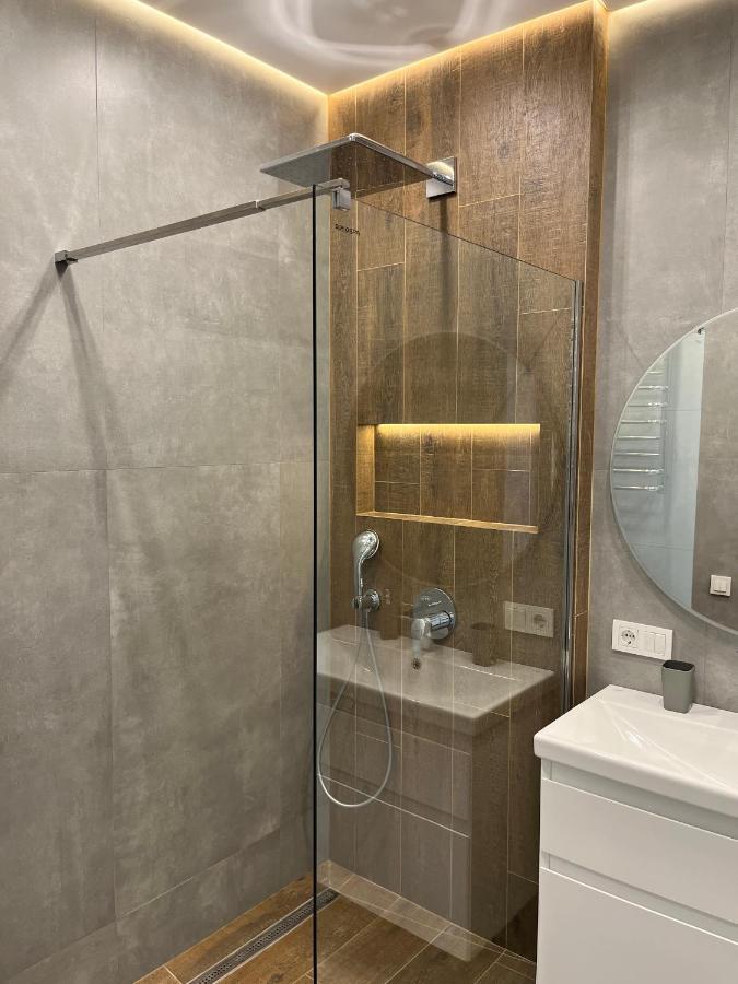 לבוב Vip Apartmens Avalon מראה חיצוני תמונה